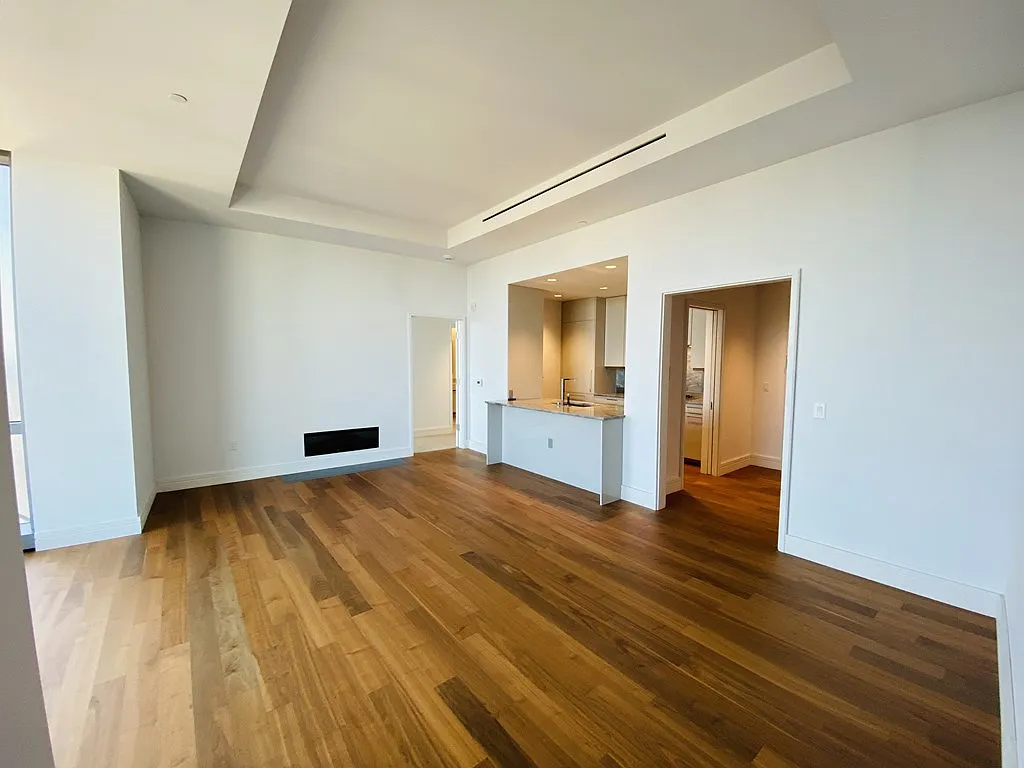 Building Photo - 1 Dalton St #3608
