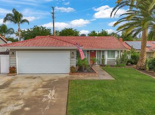244 White Oak Rd, Lake Elsinore, CA 92530