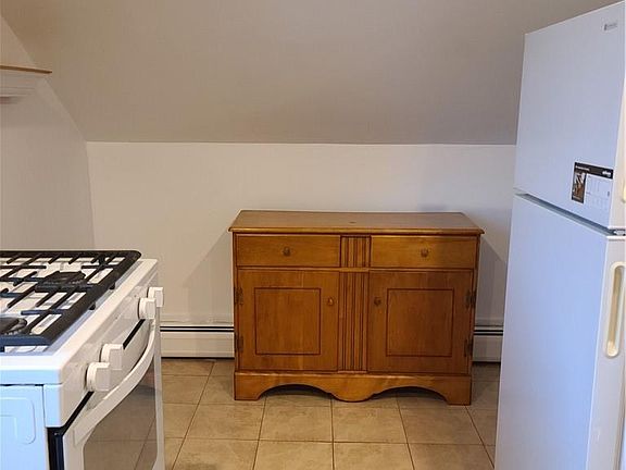 3rd image of 101 Ridge St