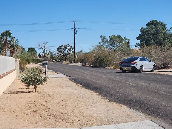 4th image of 19232 Symeron Rd