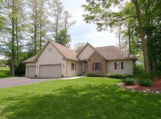 1054 Sommers St N, Hudson, WI 54016