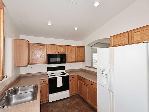 3rd image of 14866 W WINDROSE Drive