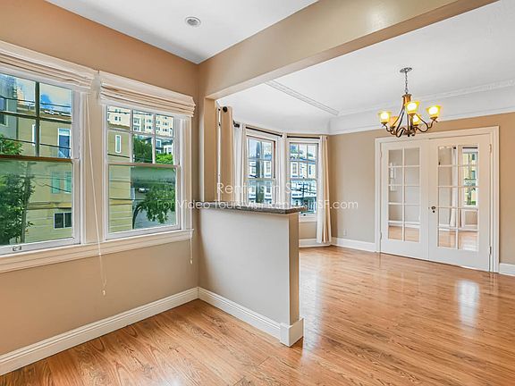 4th image of 2156 Jones St