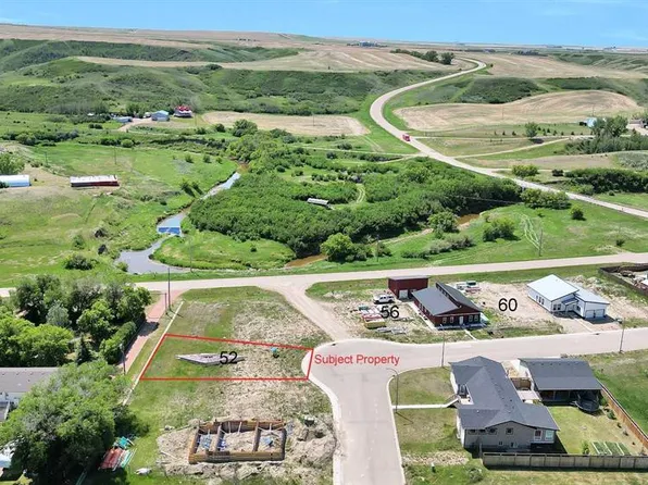 52 NW Diamond Valley, Close Carbon, AB T0M 0L0