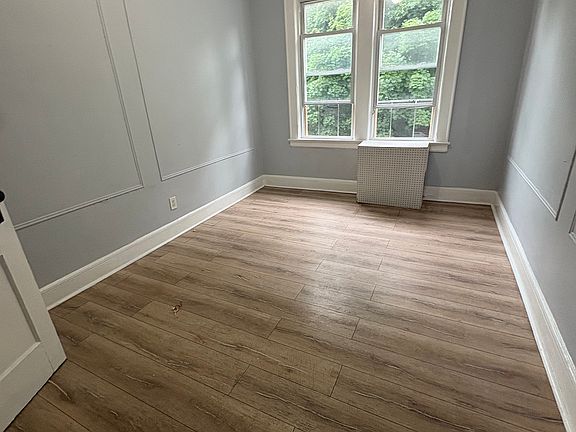 3rd image of 732 S 20th St #3