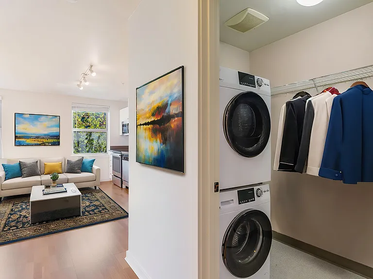 Gilbert House Apartments — Photo 2