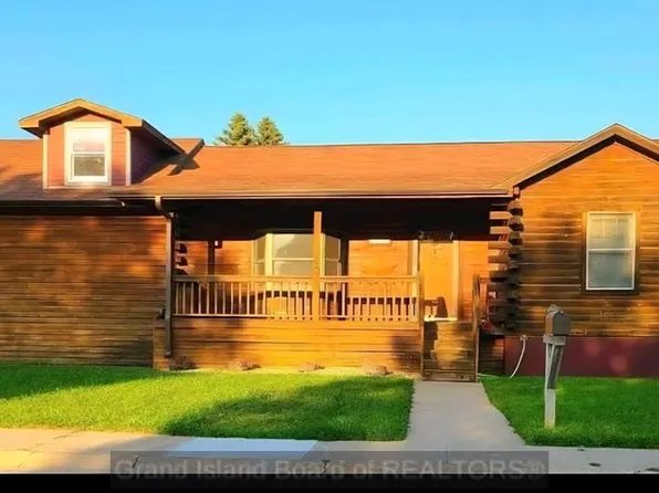 2431 N Custer Ave, Grand Island, NE 68803