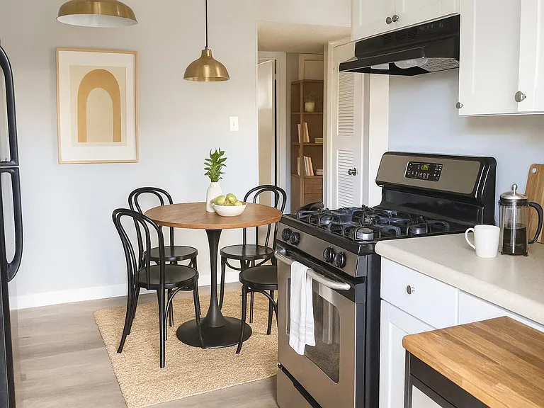1139 Whitaker Dr #2 — Photo 3
