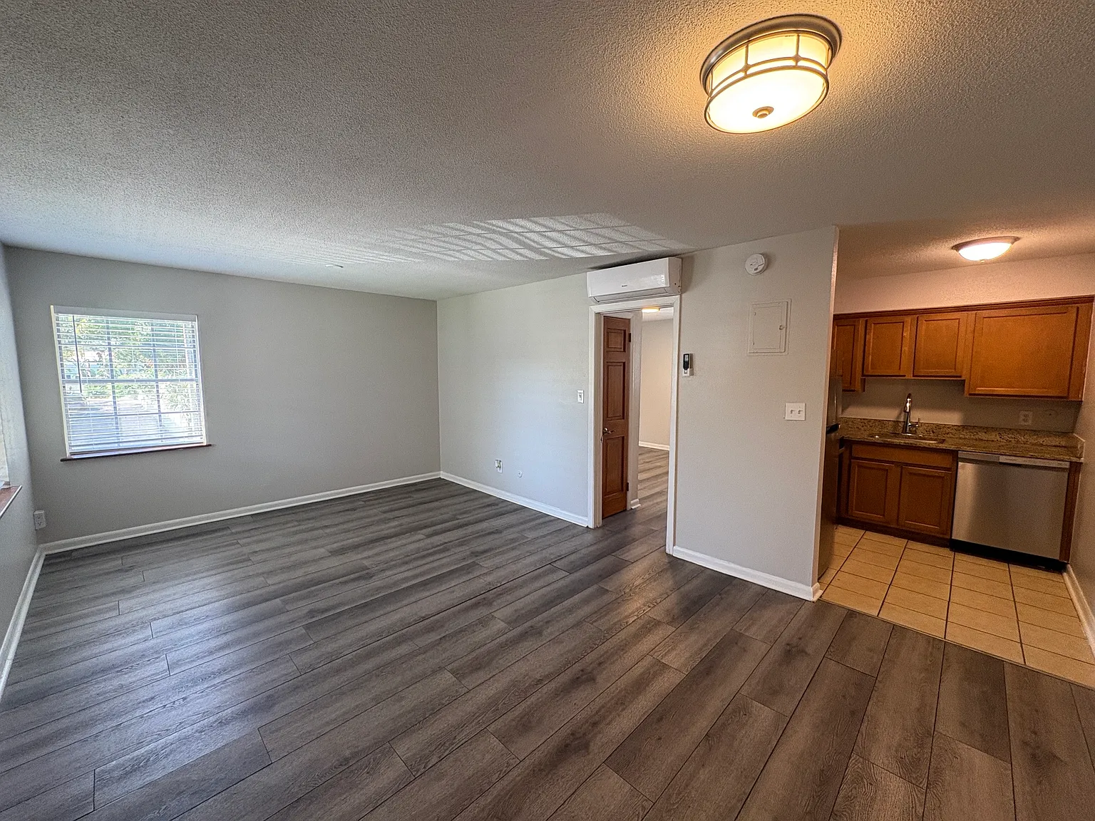 1 bed, 540 sqft, $1,400 — Photo 2