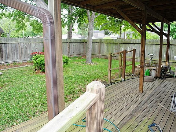 The view of back patio which is perfect for entertaining.