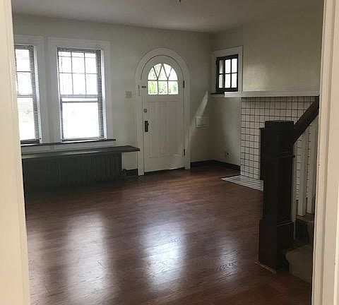 2nd image of 1308 Lancaster Ave