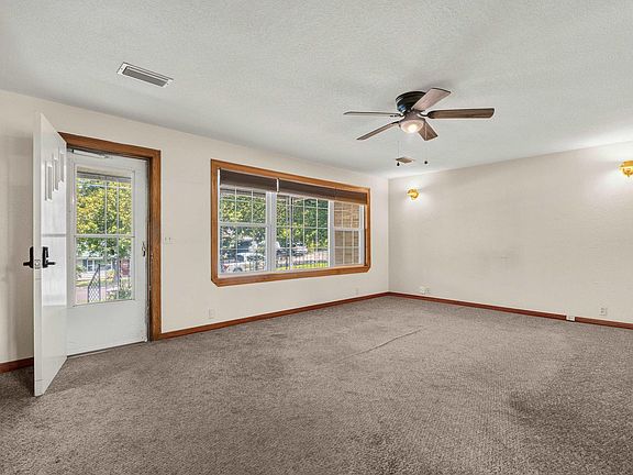 3rd image of 308 Freeman St