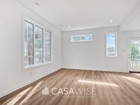 5th image of 11323 106th St NW Unit 1