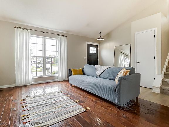 4th image of 7253 Candlestone Dr