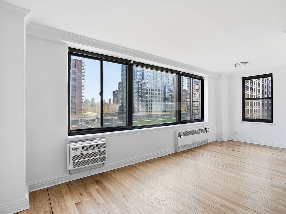 1st image of 792 Columbus Ave APT 6T