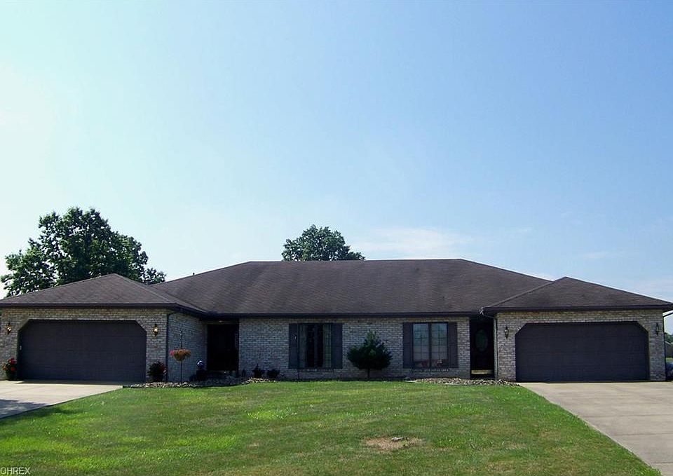 1st image of 11-13 Lakeview Cir