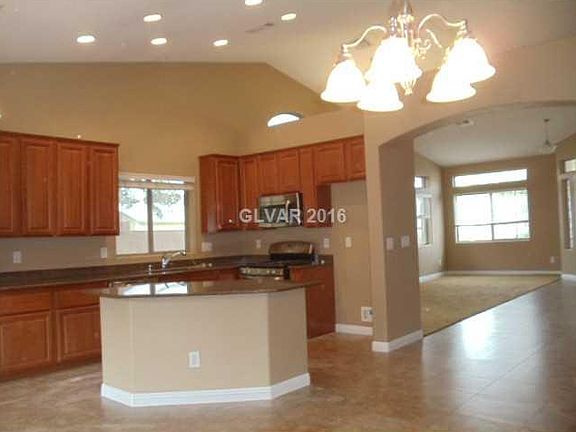 4th image of 639 Ember Rock Ave #0