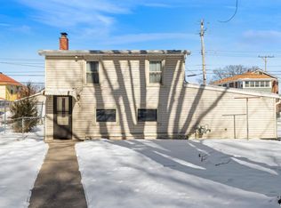 453 18th Ave, East Moline, IL 61244