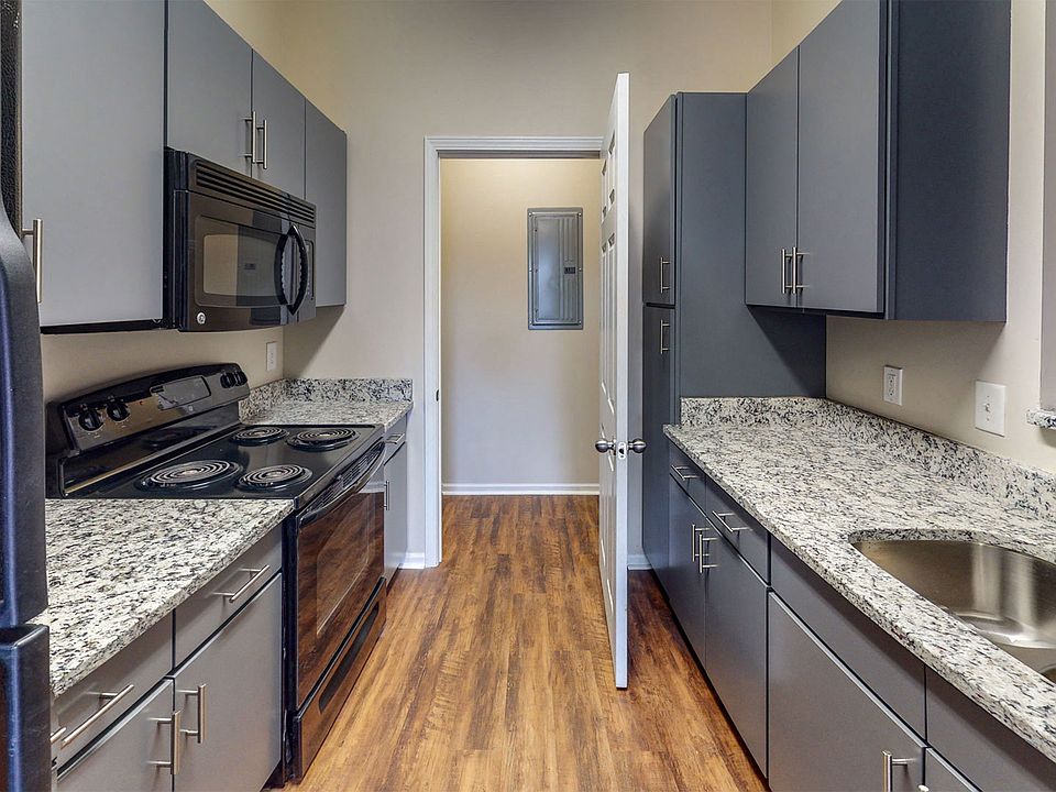 Haven Cross Creek _ Renovated Kitchen
