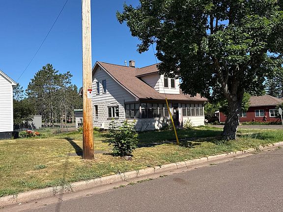 2nd image of 212 7th Ave N