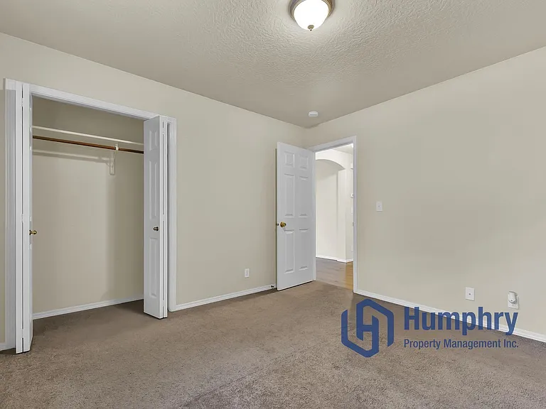 3956 E Granger Dr — Photo 31