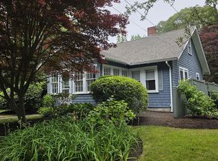 22 1st Ave, Hyannis, MA 02601