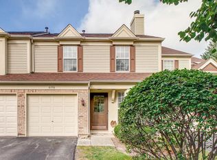 6356 Banburry Rd, Downers Grove, IL 60516