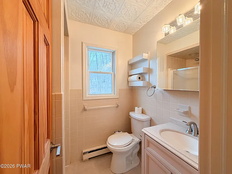 811 Hickory Ct — Photo 19