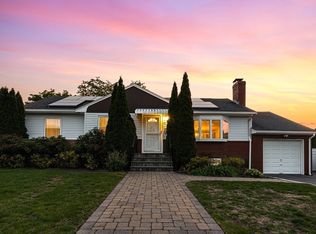 43 Albemarle Rd, Newton, MA 02460