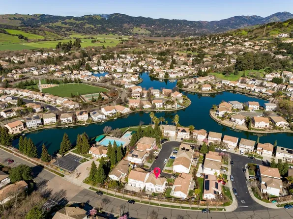 566 TAWNY LAKE Place, Fairfield, CA 94534