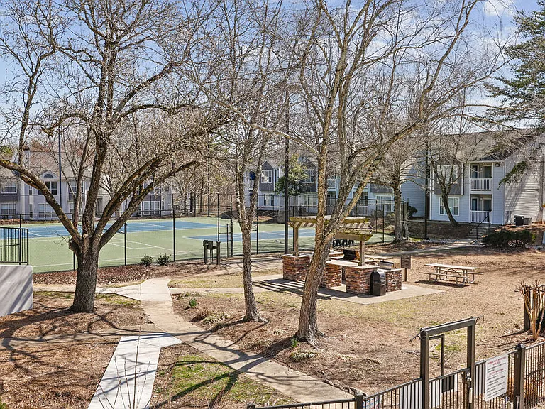 The Stockwell Apartments — Photo 15