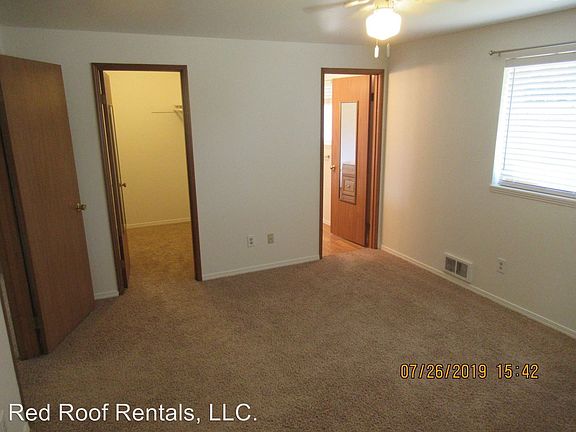 5th image of 1610 173rd Street Ct E #B
