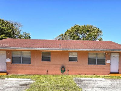 211 SE 10th St, Hallandale Beach, FL, 33009