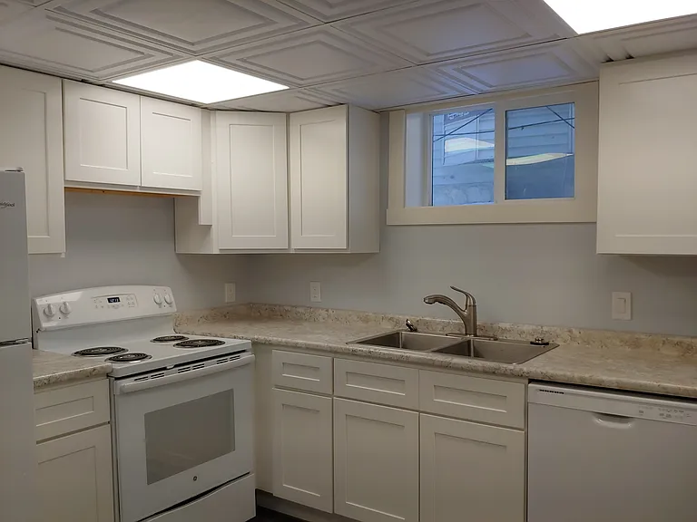 1238 Wealthy St SE #1 — Photo 14