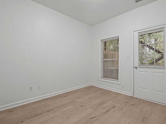 5th image of 650 Ganyard Farm Way Unit 29