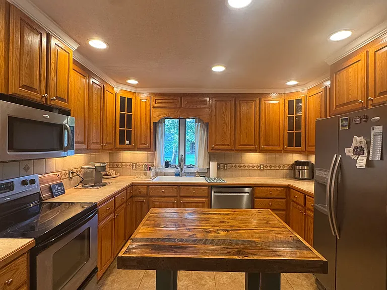 1210 Pineburr Ln — Photo 6