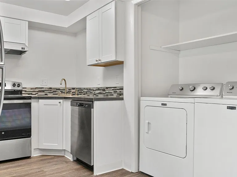 Colorado Townhomes — Photo 18
