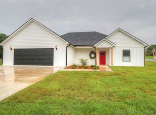 21 Sandtrap Dr, Durant, OK 74701