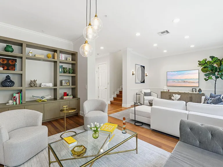 921 Osceola Dr #2 — Photo 30