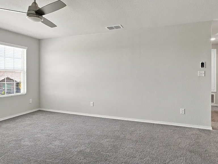 944 Ravenwood Ln — Photo 26