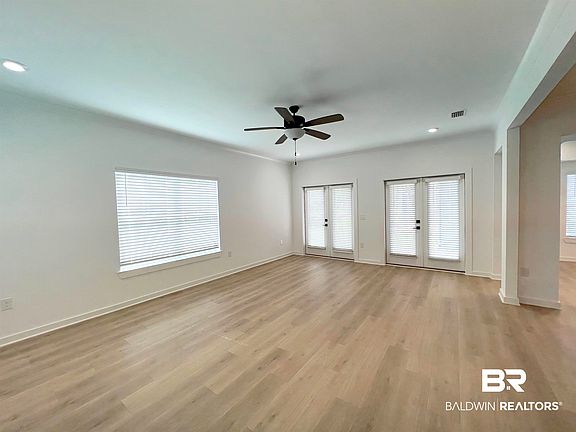 5th image of 4633 Casablanca Dr