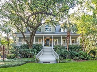 203 Forest Trl, Isle Of Palms, SC 29451