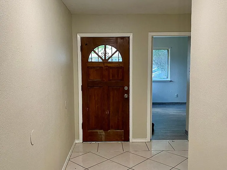 6022 Ridge Glade St — Photo 8