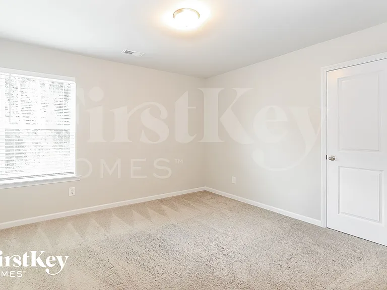 220 Wellbrook Dr — Photo 12