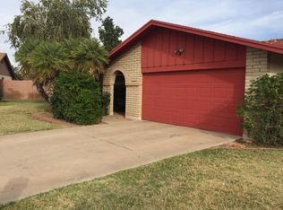 3135 W Woodridge Dr, Phoenix, AZ 85053