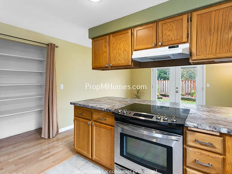 22340 SW Nottingham Ct — Photo 8
