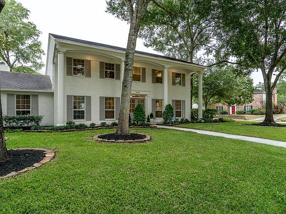 3rd image of 14216 Kellywood Ln