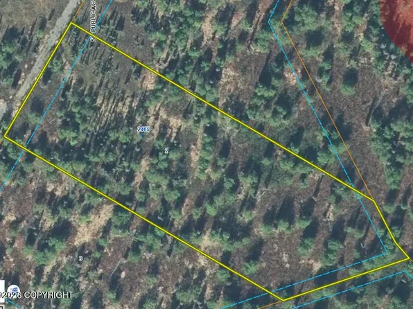 2465 W Petersville Rd, Trapper Creek, AK 99683