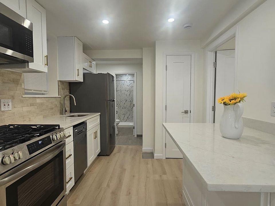 1st image of 24-31 26th St #1