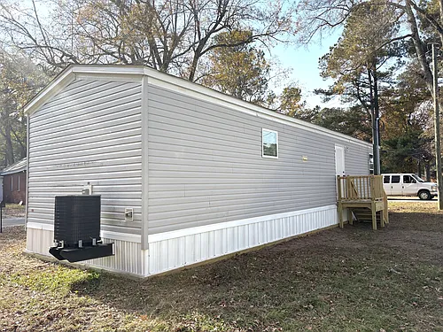 903 Salters St Photo 1